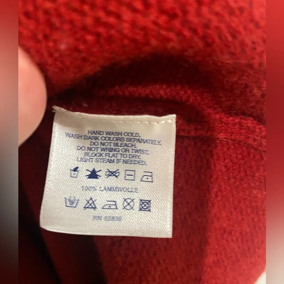 Lands end wool hooded red cardigan womens medium SMALL HOLES - Picture 9 of 12